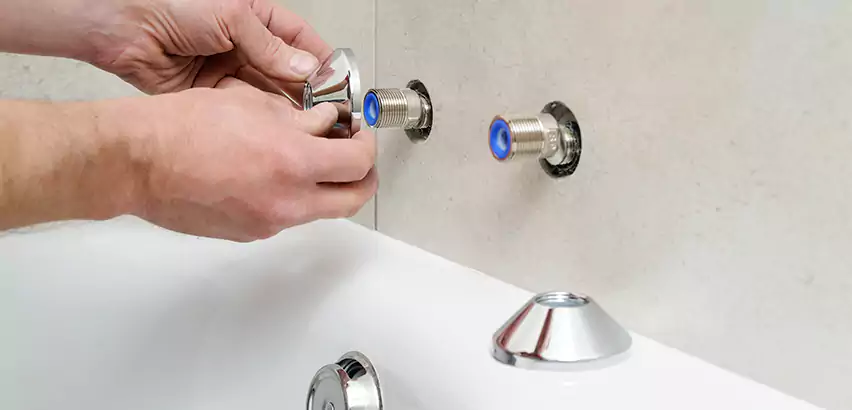 Bathtub Faucet Diverter Replacement in New River